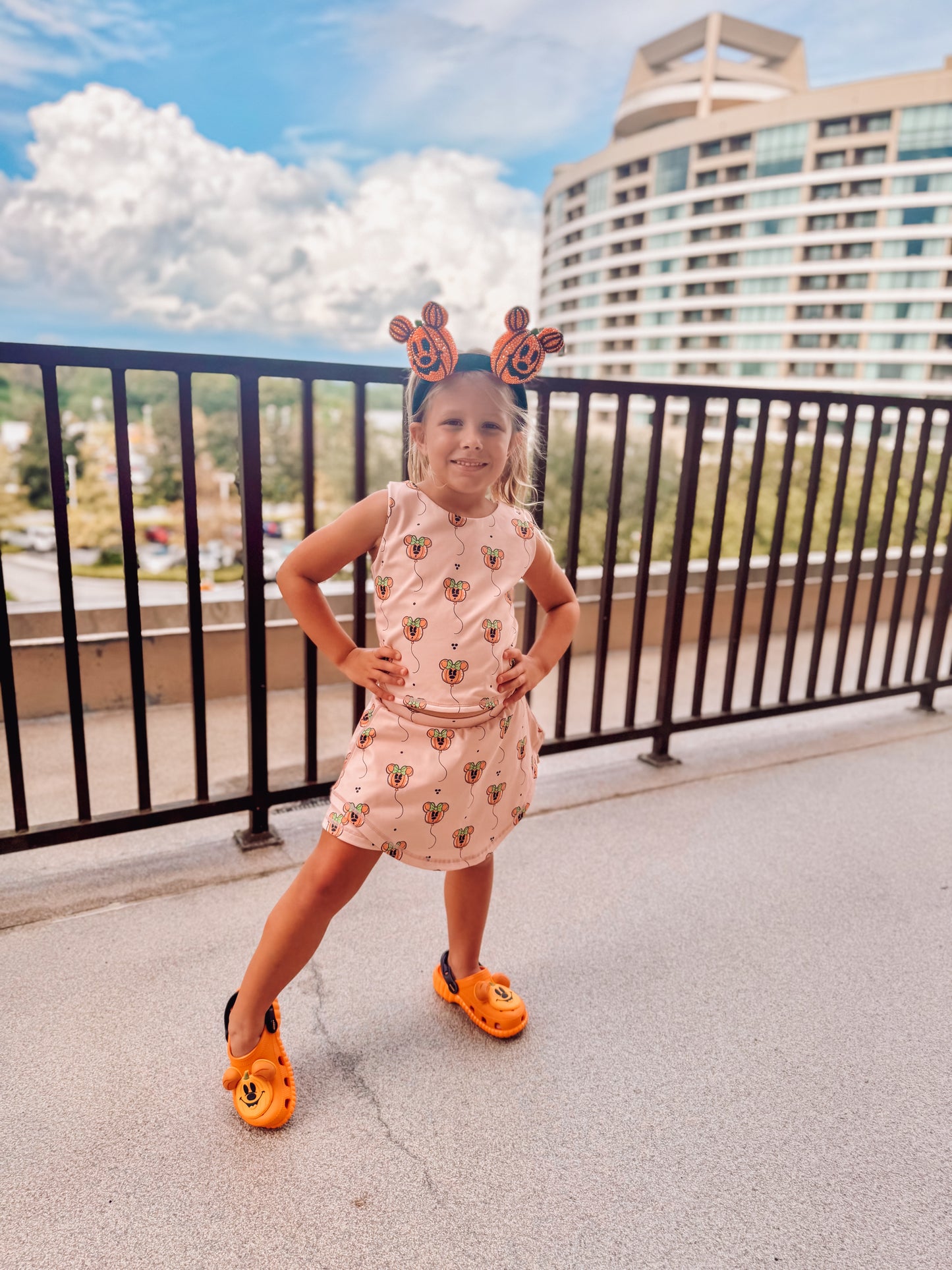 Minnie Balloon Youth Athletic Shorts